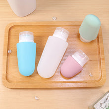 Load image into Gallery viewer, 60/90ML Portable Silicone Travel Bottle Body Wash Shampoo Cosmetic Storage Refillable Lotion Bottle Leakproof
