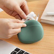 Load image into Gallery viewer, Portable Silicone Data Cable Headphone Storage Box Cute Headphone Cable Bag Travel Earphone Wire Organizer