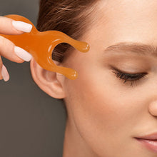 Load image into Gallery viewer, Resin Nose Scraper Nose Beauty Tool for Facial Scraping Facial Beauty Tool for Acupoints Meridians Combs Face Massager