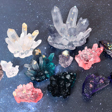 Load image into Gallery viewer, DIY Crystal Epoxy Resin Mold Crystal Cluster Irregular Stone Silicone Mold 3D Ornaments Handicraft Necklace Earrings Pendant Epoxy Resin Mold