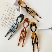 Load image into Gallery viewer, U-Shaped Simple Design Geometric Hair Sticks Acetate Hairpins Tortoiseshell for Women Retro Young Girls Party Jewelry Gifts