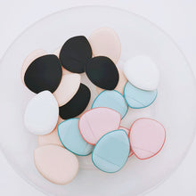 Load image into Gallery viewer, 20/10Pcs Powder Puff Mini Finger Small Air Cushion Powder Drops Concealer Magic Tool Makeup Small Powder Puff