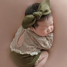 Load image into Gallery viewer, 2Pcs/Set Newborn Green Lace Romper Jumpsuit Rabbit Headband Set Baby Boy Girl Photography Clothes