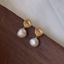 Load image into Gallery viewer, 925 Sterling Silver Baroque Shaped Irregular Earrings For Women Freshwater Pearl Stud Earrings Tassels Jewelry Accessories For Female Exquisite Gifts