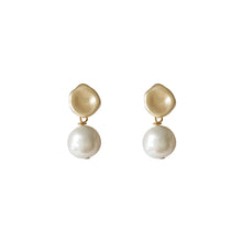 Load image into Gallery viewer, 925 Sterling Silver Baroque Shaped Irregular Earrings For Women Freshwater Pearl Stud Earrings Tassels Jewelry Accessories For Female Exquisite Gifts