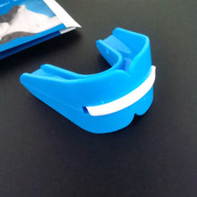 Load image into Gallery viewer, 1PC Double-Layer EVA Tooth Guard Basketball Boxing Sanda Taekwondo Anti-Bite Anti-Wear Tooth Guard