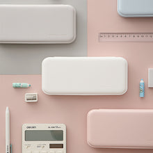 Load image into Gallery viewer, Plastic Pencil Case Lightweight Pencil Box Pen Storage Students School Stationery Supplies