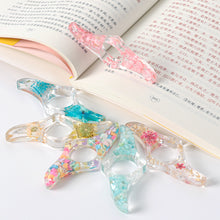 Load image into Gallery viewer, Thumb Book Support Book Page Presses Holder Stands Convenient Bookmarks Office Supplies Book Thumb Holder Office Stationery