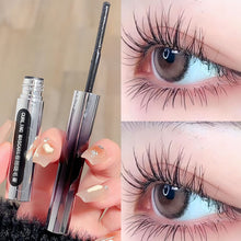 Load image into Gallery viewer, Curling Waterproof Sweatproof Mascara Non-smudge Slender Dense Mascara Natural Long-lasting Eyes Makeup Cosmetics