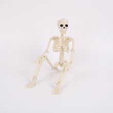 Load image into Gallery viewer, Hanging Skeleton Movable Joints Decoration Scary House Scary Pendant Props Halloween Party Yard Garden Decoration Fake Skull