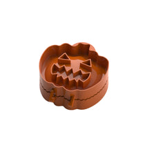 Load image into Gallery viewer, Cookie Stamp DIY Halloween Pumpkin Apple Acorn Biscuit Baking Mold 3D Cookie Plunger Cutter for Kids Kitchen Tools Christmas
