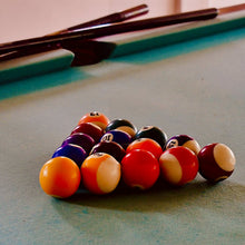 Load image into Gallery viewer, 1PC 147CM 1/2 Split Carbon Billiard Cue Multi-Layer Pool Cue Tip 13MM American Big Head Cue Snooker Supplies