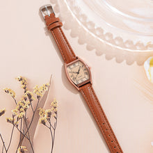 Load image into Gallery viewer, Classic Oval Creative Wine Barrel Shaped Watch Simple Retro Quartz Watch Imitation Leather Watchband Casual Wristwatch for Women