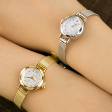 Load image into Gallery viewer, Women Fashionable Versatile Quartz Watch Alloy Circular Dial Stainless Steel Watchband Simple Casual Wristwatch