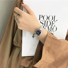 Load image into Gallery viewer, Compact Retro Quartz Watch Alloy Square Dial Simple Alloy Watchband Versatile Casual Wordless Wristwatch for Women