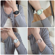 Load image into Gallery viewer, Small Dial Solid Color Square Dial Watch for Women Elegant Silicone Strap Watch Fashionable Campus Creative Style Watch