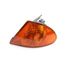 Load image into Gallery viewer, 1PC Car Turn Light Corner Marker Light Parking Lamp Trim For BMW 3 Series E46 98-01 320i 63136902765 63136902766