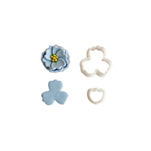 Load image into Gallery viewer, Flower Petal Clay Cutter Different Sizes Polymer Clay Mold DIY Unique Earrings Jewelry Decoration High-precision Pendant Making Tools