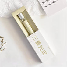 Load image into Gallery viewer, 10ml Portable Roll-on Perfume Mild Long-lasting Perfume Fresh Fragrance Deodorant Perfume Compact Liquid Body Perfume