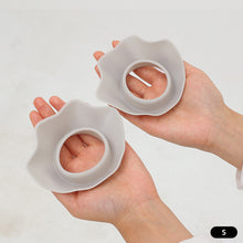 Load image into Gallery viewer, Silicone Waterproof Face Washing Wrist Strap Soft Comfortable Moisture Resistant Cuffs Splash Proof Wristband for Adults Children