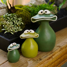 Load image into Gallery viewer, Creative Resin Crafts Outdoor Big Mouth Frog Garden Home DIY Cute Decoration Desktop Ornament