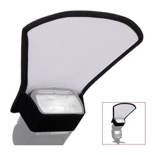 Load image into Gallery viewer, Universal 2-in-1 Flash Diffuser Softbox Photo Flash Light Silver/White Reflector Photography Accessories