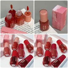 Load image into Gallery viewer, Red Mirror Lip Glaze Water Light Moisturizing Non-stick Cup Highly Pigmented Red Liquid Lipstick Lips Makeup Cosmetic