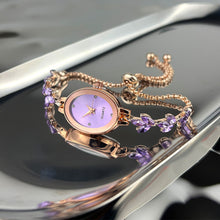 Load image into Gallery viewer, Fashionable Temperament Versatile Small Fresh Oval Dial Leaf Bracelet Watch Square Quartz Strap Simple Women's Watch