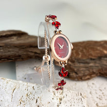 Load image into Gallery viewer, Fashionable Temperament Versatile Small Fresh Oval Dial Leaf Bracelet Watch Square Quartz Strap Simple Women's Watch