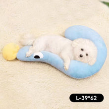 Load image into Gallery viewer, Pet Mat Pet Pillow Dog Question Mark U-shaped Pillow Four Seasons Universal Neck Pillow Sleeping Cat Small Pillow