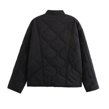 Load image into Gallery viewer, Quilted Button-down Cotton Jacket Stylish Comfortable Retro Casual Jacket Winter Warm Loose Short Jacket for Women
