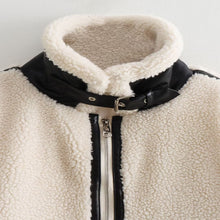 Load image into Gallery viewer, Lamb Wool Thickened Warm Coat Integrated Fur Leather Cotton Padded Jacket Fashionable Loose Warm Winter Outwear Coat