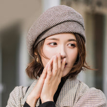 Load image into Gallery viewer, Retro Plaid Beret Fashionable Versatile Autumn Winter Delicate Soft Comfortable Breathable Beret Octagonal Hat for Women