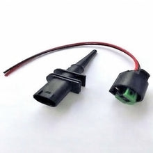 Load image into Gallery viewer, Car Outside Air Ambient Temperature Sensor With Cable Accessories For BMW E46 E87 E90 E65 E38 #65816905133 #65816936953