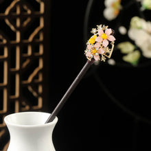 Load image into Gallery viewer, Tassel Hairpin Multiple Flower Shapes Wooden Updo Hair Clasp Retro Minimalist Temperamental Headwear Hair Accessory for Women