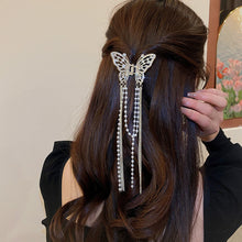 Load image into Gallery viewer, Rhinestone Butterfly Pearl Fringe Hairpin Fashionable Temperamental Alloy Hair Claw Clip Headwear Hair Accessory for Women