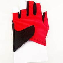 Load image into Gallery viewer, 1PC Leaky Finger Billiard Gloves For Left Hand Mesh Stitching Design Elastic Breathable Snooker Gloves