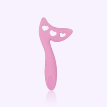 Load image into Gallery viewer, Multifunctional Silicone Eye Makeup Aid Convenient Eyeliner Mascara Baffle Auxiliary Tool Portable Washable Beauty Makeup Tool