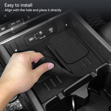 Load image into Gallery viewer, Car Phone Non-slip Wireless Charging Pad Charger Mat Silicone Protective Pad for Hyundai Santa Fe 2024 Accessories