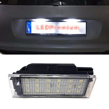 Load image into Gallery viewer, 1PC Car LED License Plate Lights Number Plate Lamp Replacement Canbus Error Free Car 12V Light For Renault Clio 3 4 Espace 5 Kangoo 2 Master 2 3 Megane 2 3 cc Twingo 2 3 Twizy Vel Satis