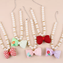 Load image into Gallery viewer, Creative Cat Dog Simulated Pearl Collar Pet Necklace Fashion Bow Pet Necklace Adjustable Puppy Kitten Necklace Pet Supplies