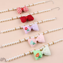 Load image into Gallery viewer, Creative Cat Dog Simulated Pearl Collar Pet Necklace Fashion Bow Pet Necklace Adjustable Puppy Kitten Necklace Pet Supplies