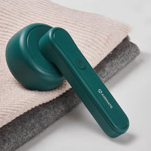Load image into Gallery viewer, USB Rechargeable Electric Lint Remover Fluff Pellets Cut Fuzz Pellet Trimmer Machine Portable Sweater Shaver Fuzz Spooling Machine Pellets Removal Cutter