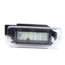 Load image into Gallery viewer, 1/2pcs 12V Car LED Number Plate Lamp White License Plate Light Assembly For Nissan Dacia Duster 2018 2019 2020 2021 2022