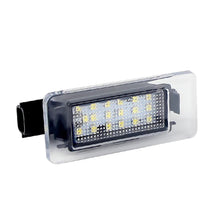 Load image into Gallery viewer, 1/2pcs 12V Car LED Number Plate Lamp White License Plate Light Assembly For Nissan Dacia Duster 2018 2019 2020 2021 2022