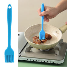 Load image into Gallery viewer, Silicone Oil Brush Basting Brush Silicone Pastry Brush for BBQ Cooking Butter Kitchen Heatproof Dishwasher Cooking Grilling Bristles