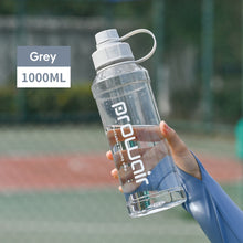 Load image into Gallery viewer, 1000ML Leak-Proof Plastic Water Bottle Large Capacity Sports Water Bottle Non-Toxic Odorless Perfect for Hot/Cold Drinks Easy Grip for School Office Camping Gym