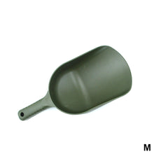 Load image into Gallery viewer, Carp Fishing Baiting Throwing Spoon Fishing Lure Casting PP Shovel Bait Scoop Carp Fishing Tool For Feeding Particles Bonito Carp