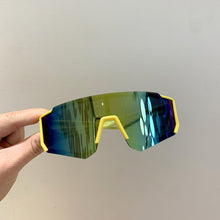 Load image into Gallery viewer, Children's Sports Cycling Windproof Sunglasses Large-Frame Skiing Goggles UV-Protective Sunglasses
