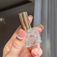 Load image into Gallery viewer, Portable 10ml Rose Gold Perfume Spray Perfume Spray Water Cube Perfume Sample Bottle Perfume Bottles